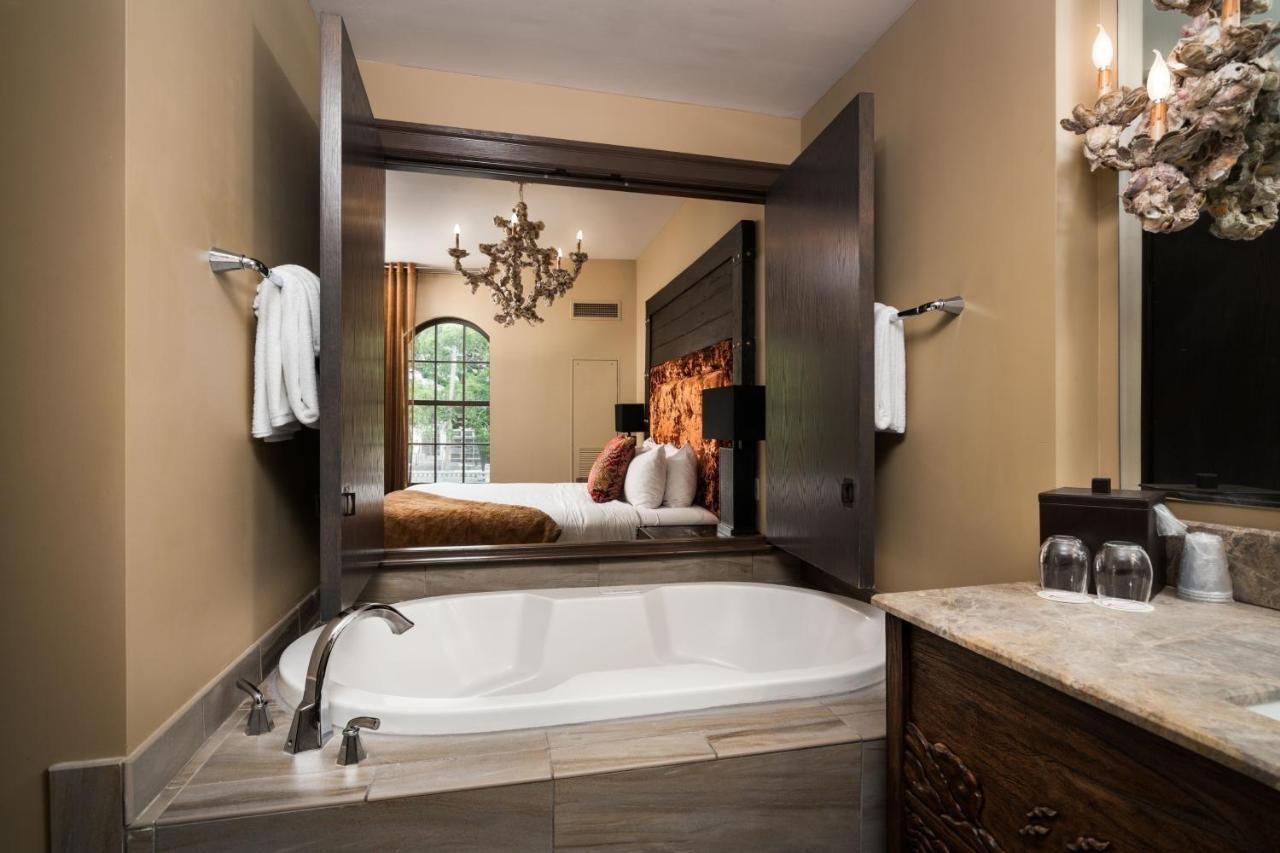 The Bohemian Riverfront, Autograph Collection Savannah
