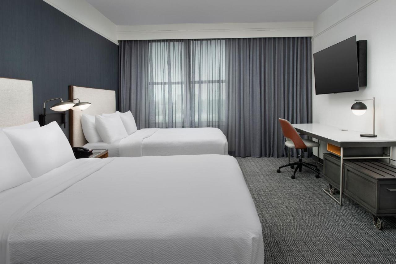 Courtyard By Marriott Downtown - Historic District Hotel
