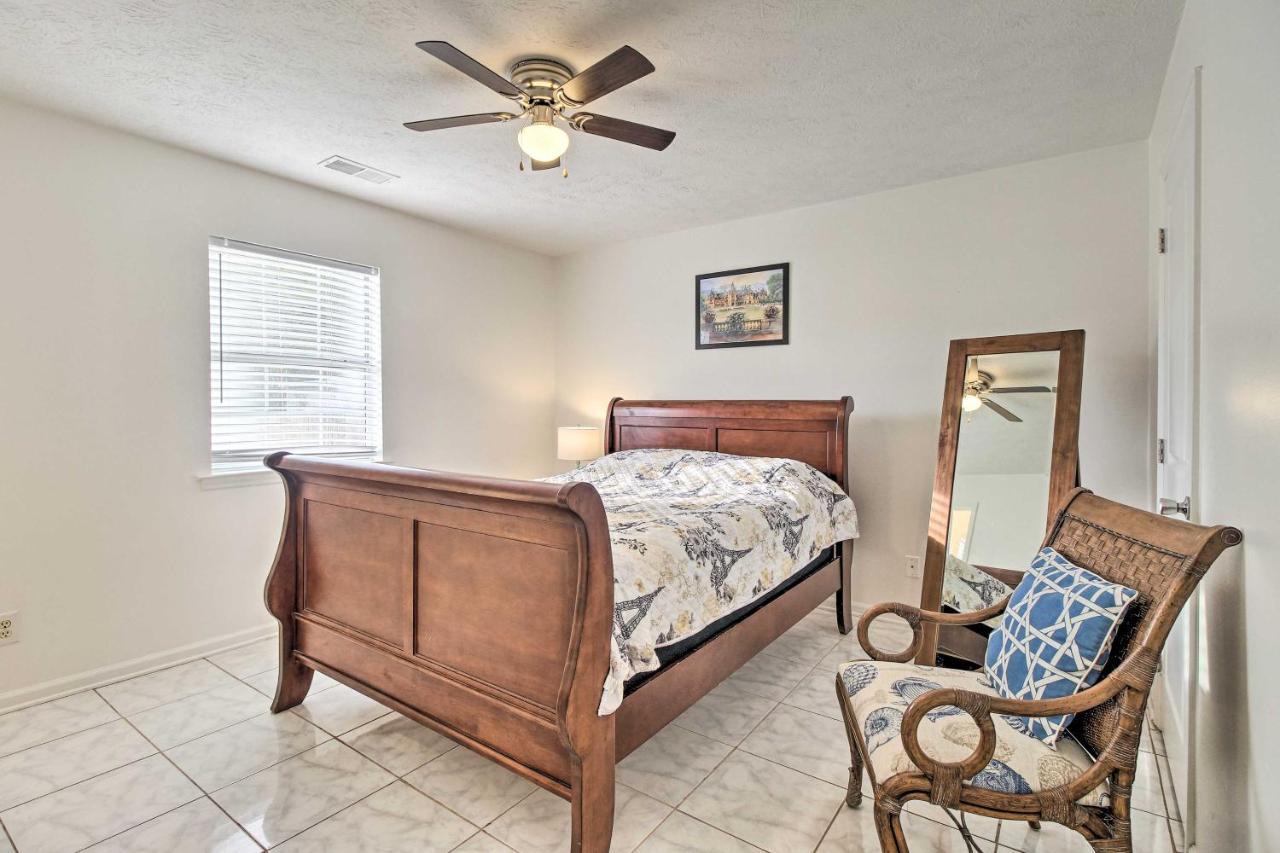 About 7 Miles To Historic District! * Savannah