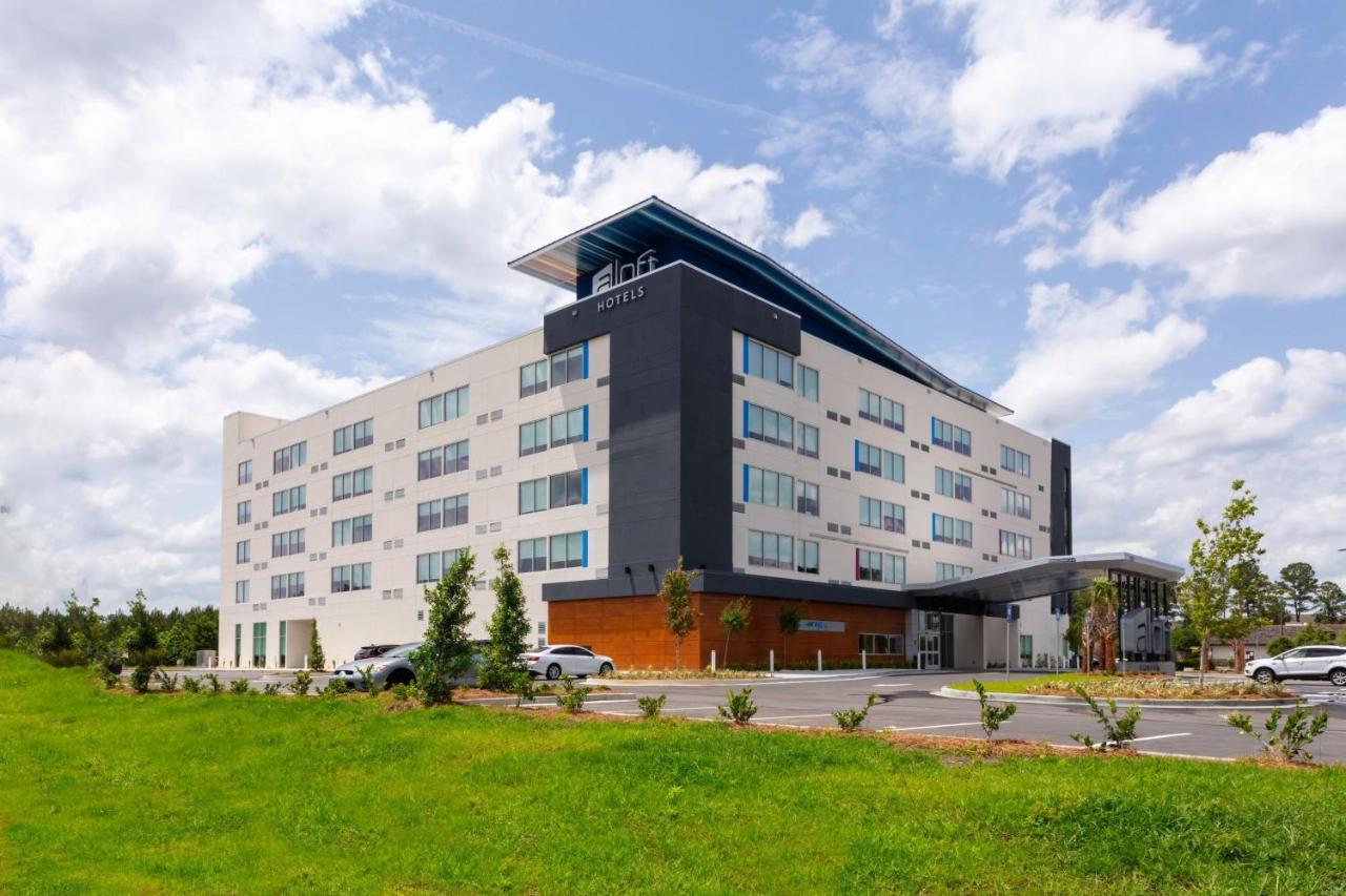 Hotel Aloft Airport 3*