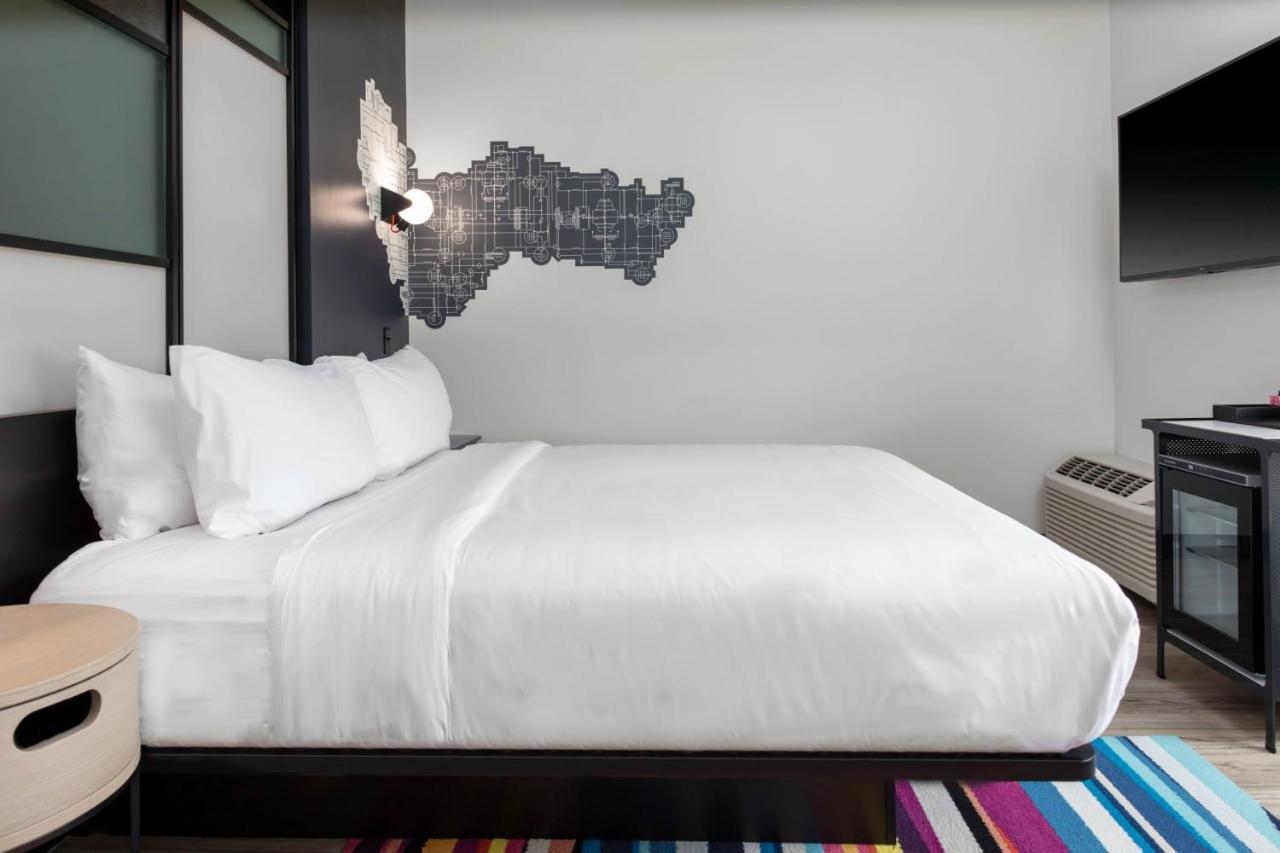 Aloft Airport Savannah