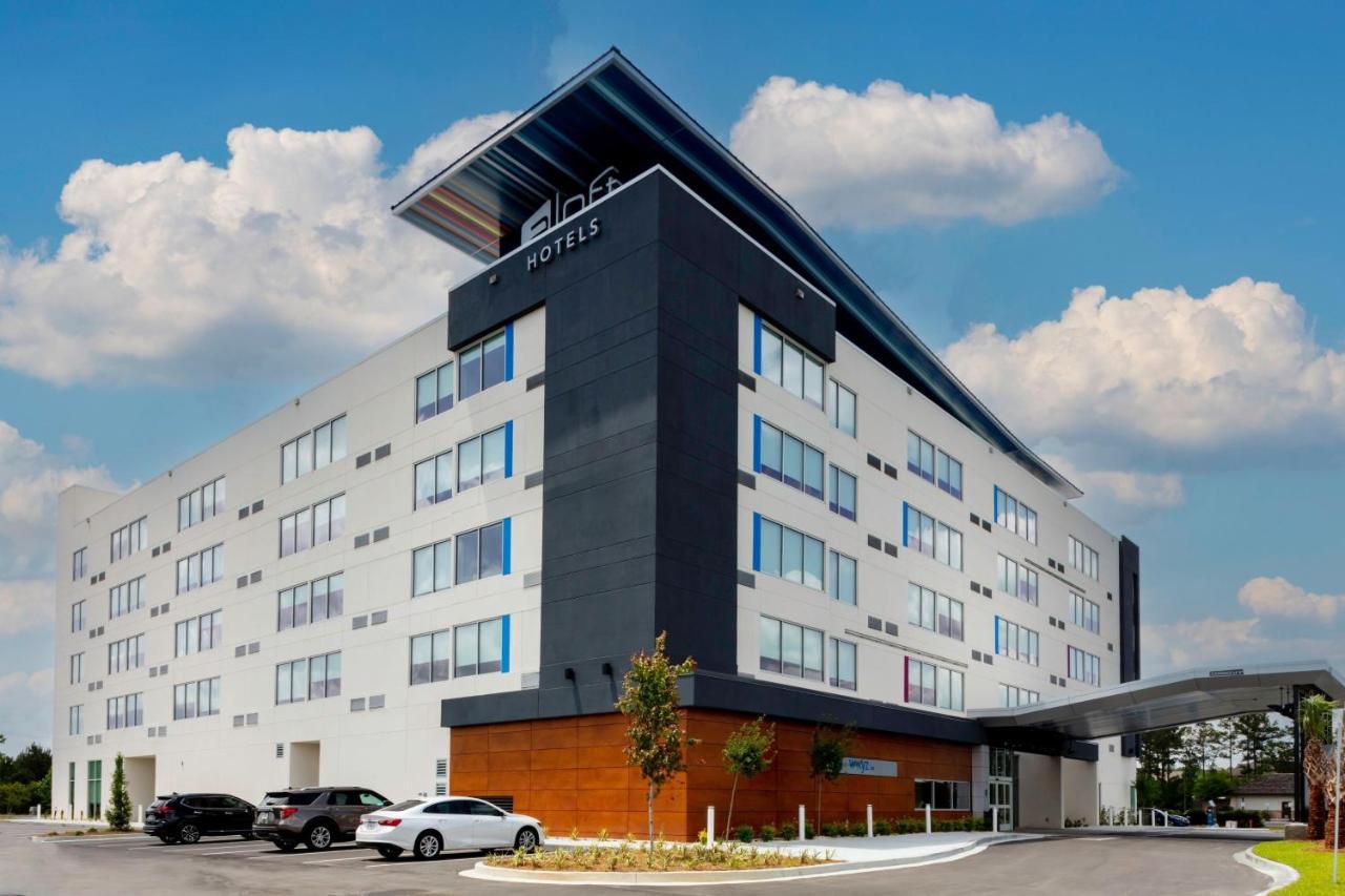 Aloft Airport 3*