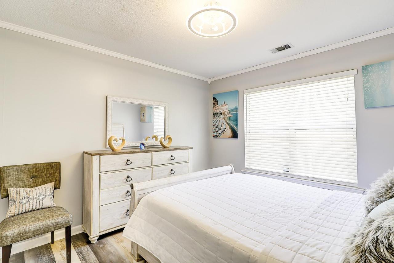 Island Oasis A- Upstairs Apartment Savannah