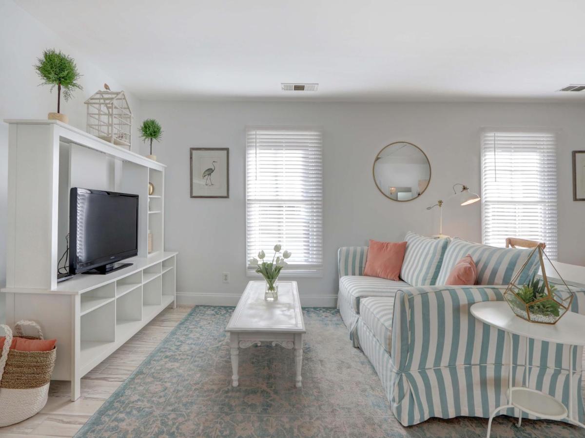 Crawford Carriage House Apartment
