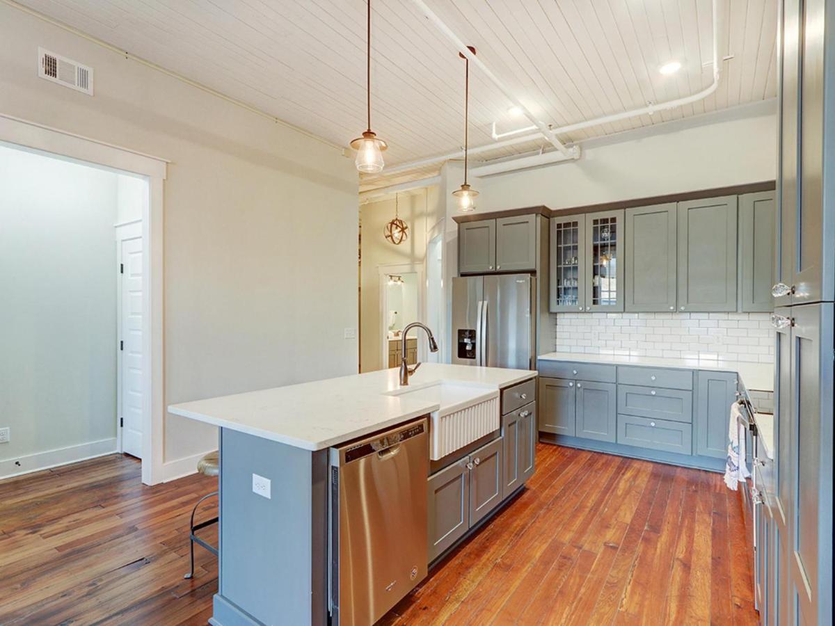 Apartment Midtown Pointe *