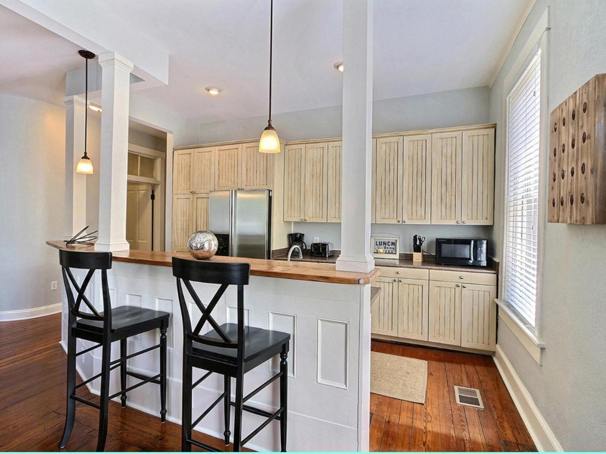 Lafayette Row Unit 1 Apartment *