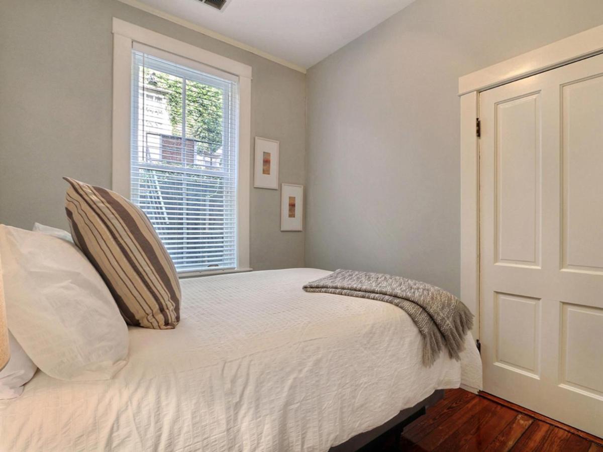 Apartment Lafayette Row Unit 2 Savannah