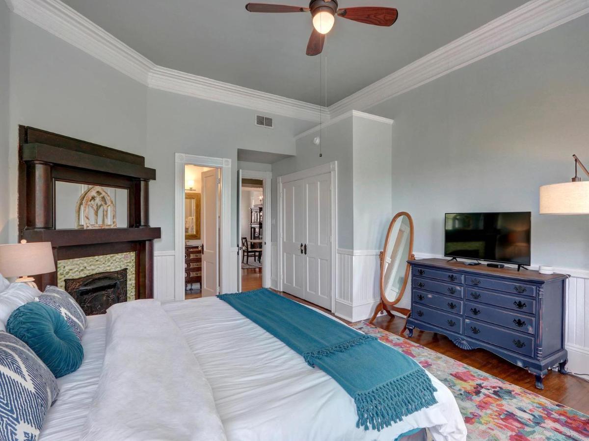 Parlor On Park * Savannah