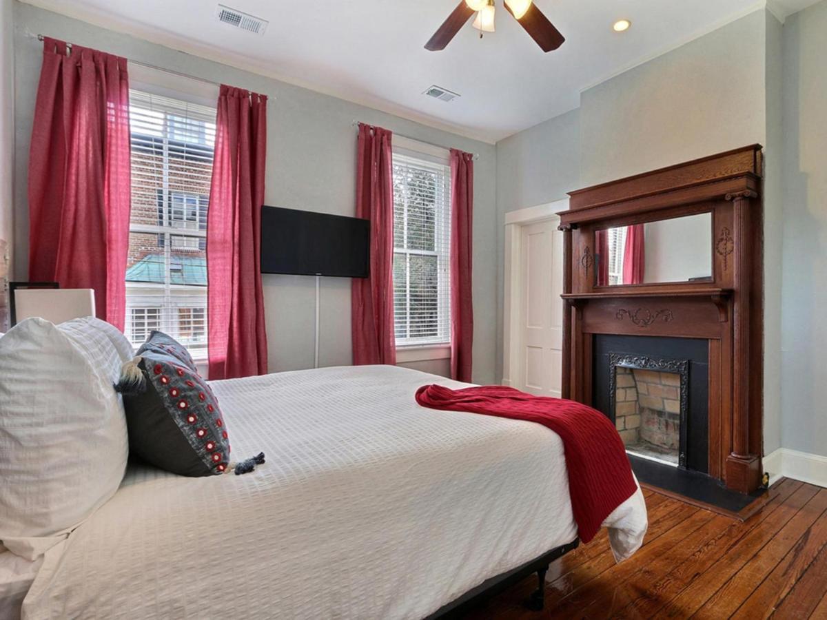 Apartment Lafayette Row Unit 2 Savannah