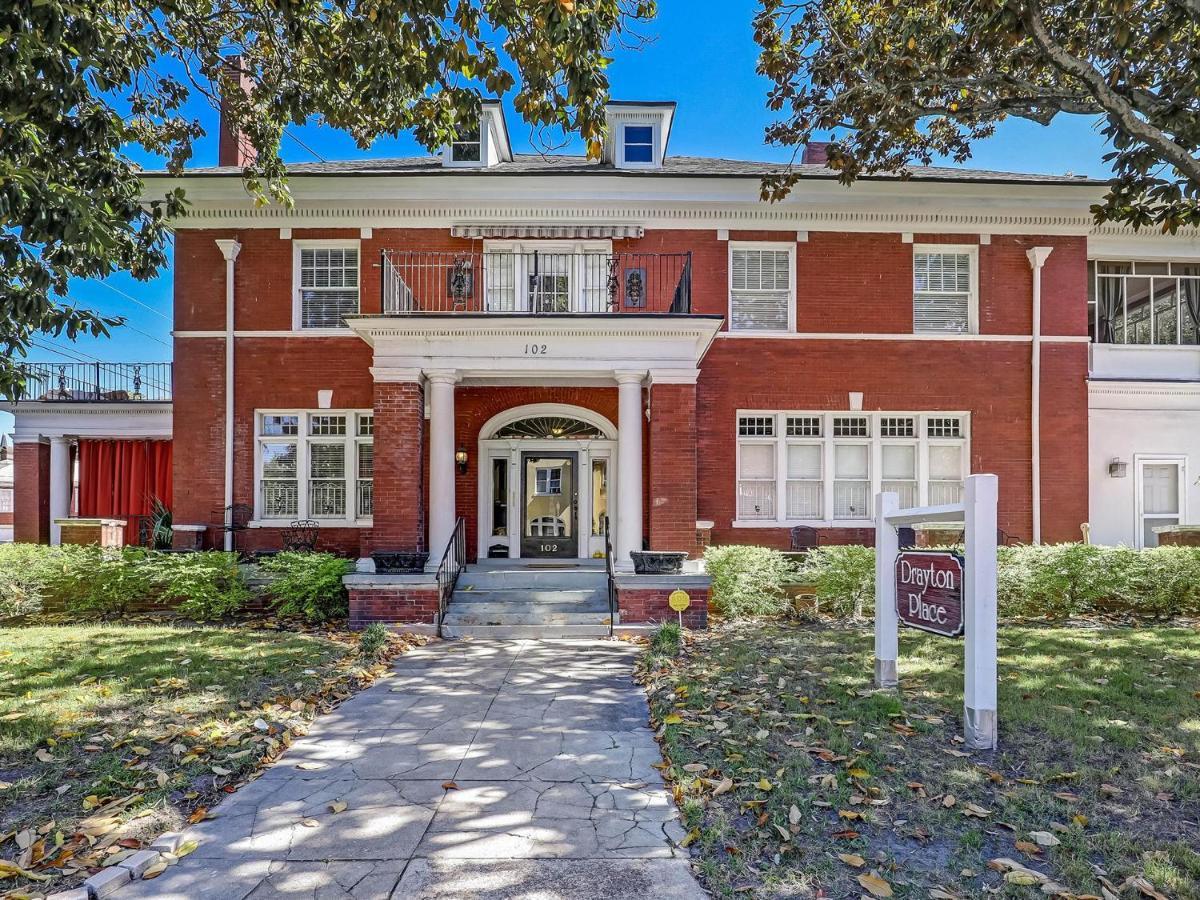 Drayton Place Carriage Unit 2 * Savannah