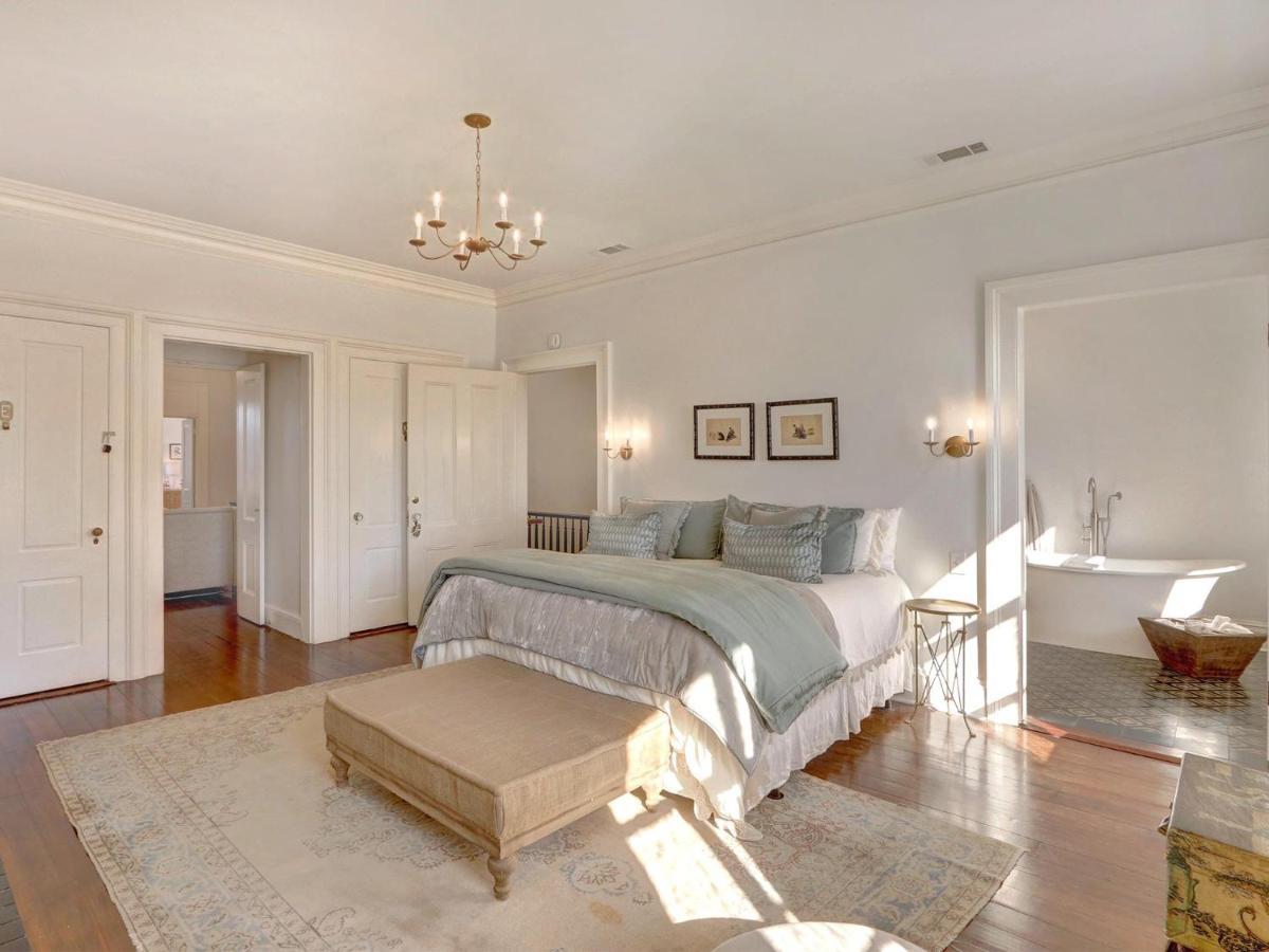 Holiday home Elsewhere On Madison Square Manor
