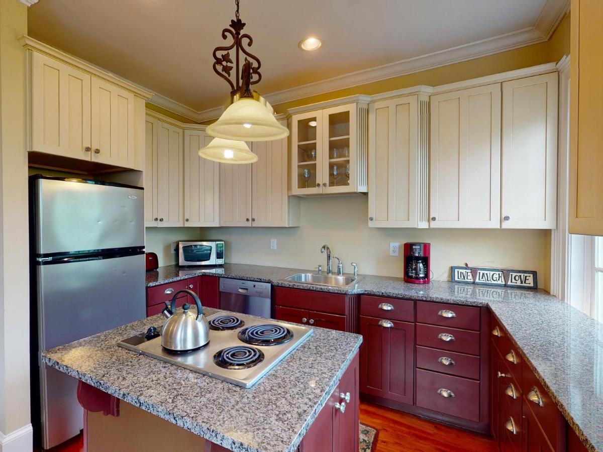 Haven On Taylor Unit 4 * Savannah
