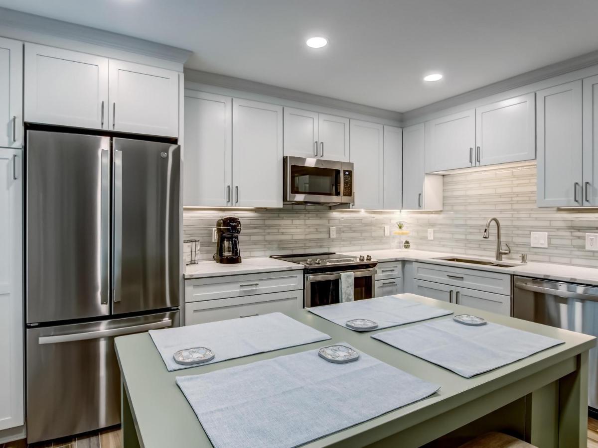 Crawford Coastal Apartment *
