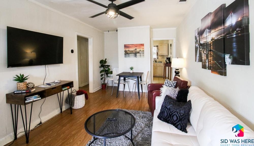 Apartment 2Br Affordable Walkable Duplex Near Forsyth Park Free Parking *