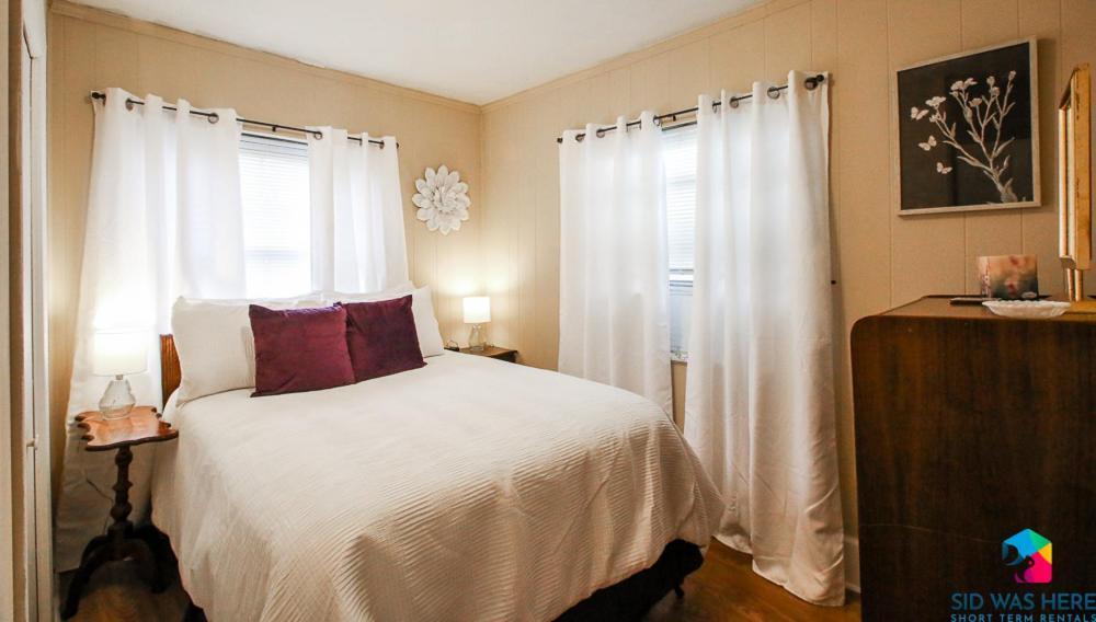 Apartment 2Br Affordable Walkable Duplex Near Forsyth Park Free Parking *