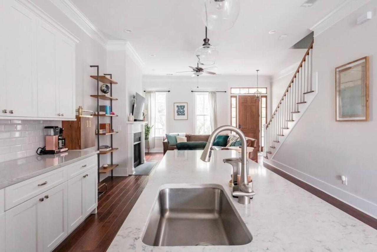 Radiant Estate In Holiday home Savannah