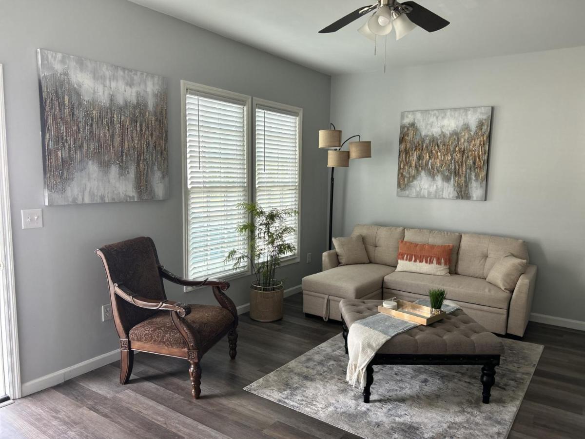 Favored Apartment *