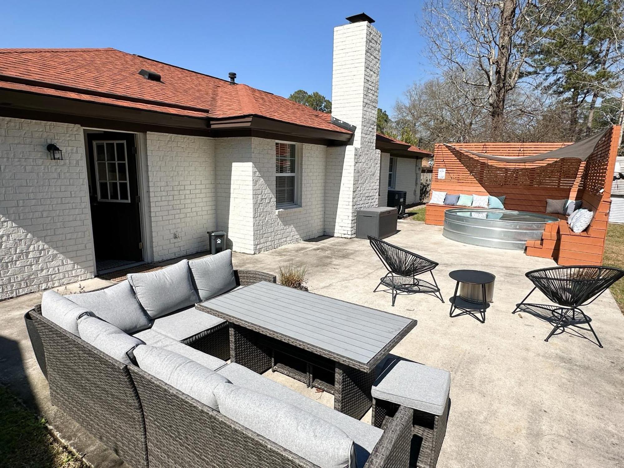 Holiday home Cozy Oasis 15min To Dt & Tybee, Away From - The Nest *