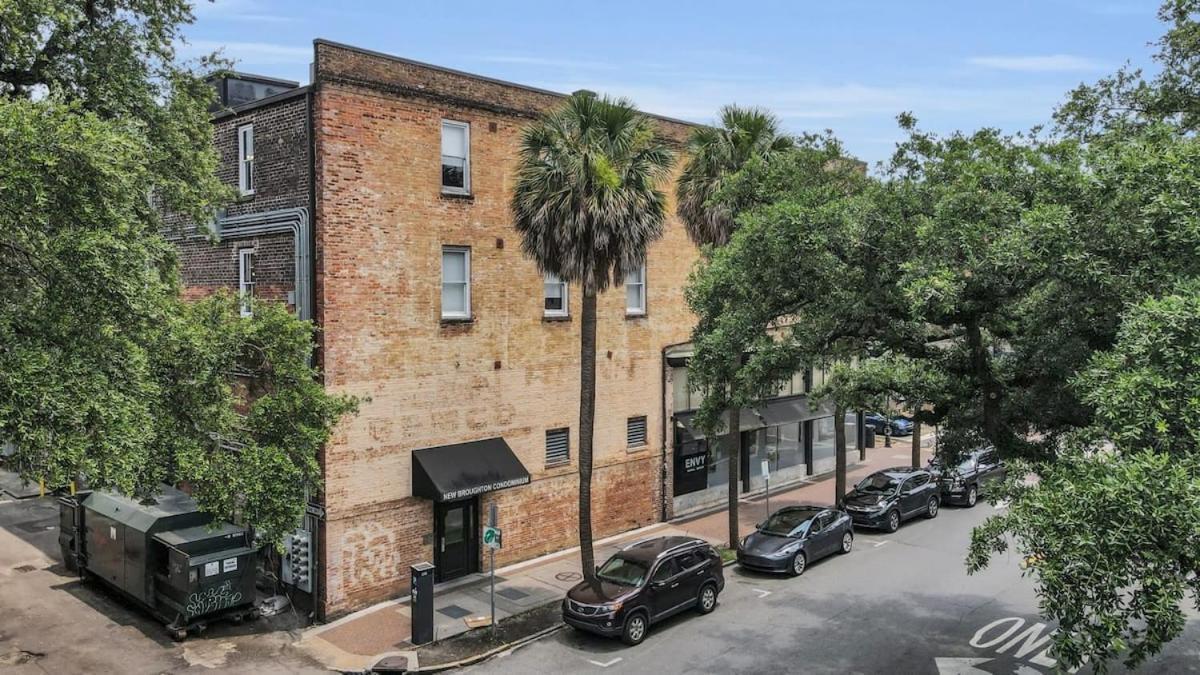 Apartment The Georgia Peach -near Plant Riverside & Downtown