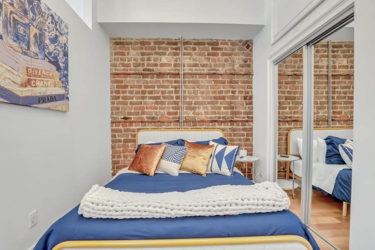 Lush Loft - Near Plant Riverside District Savannah