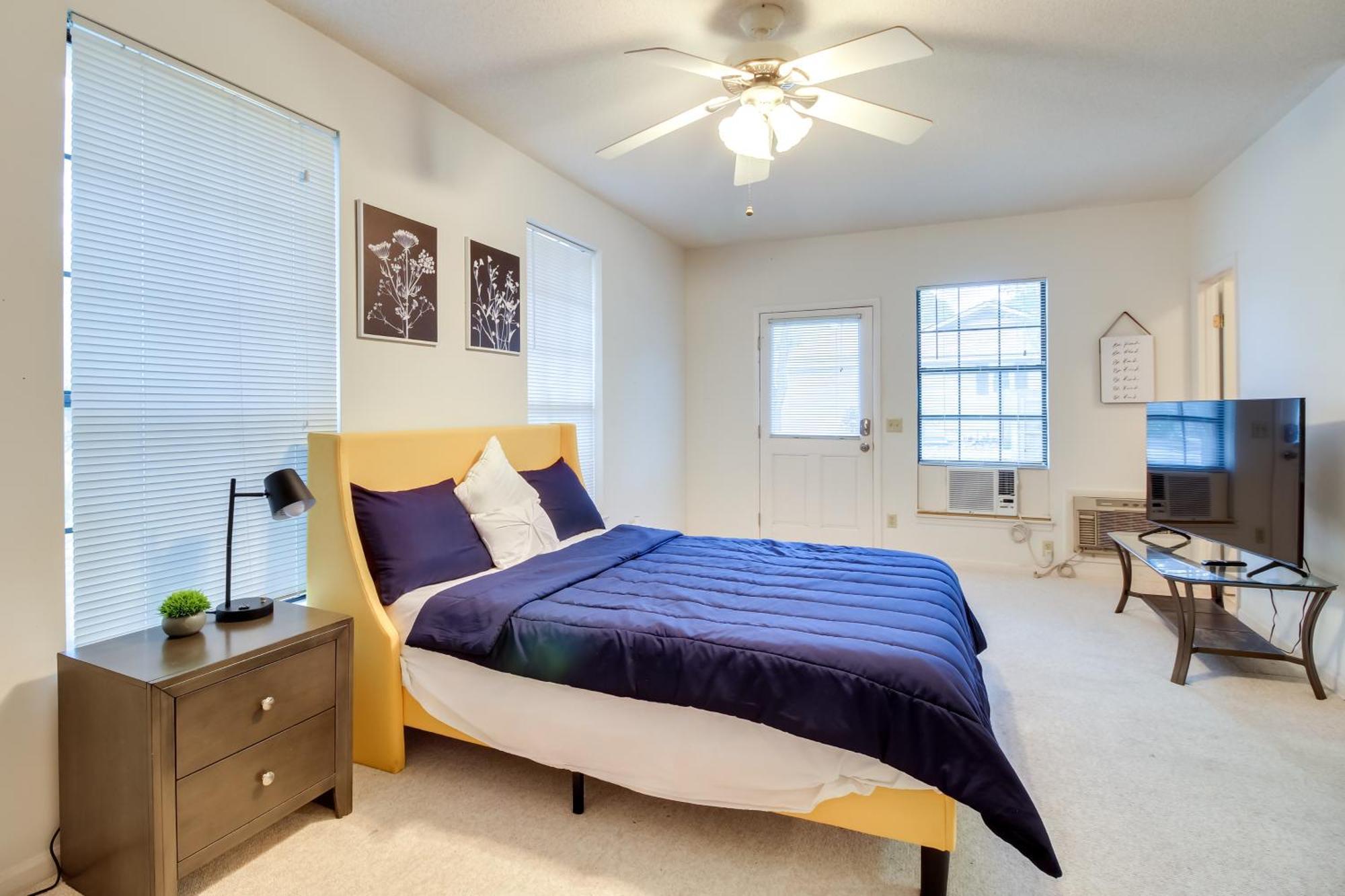 Cozy Studio About 10 Mi To Tybee Island! Savannah