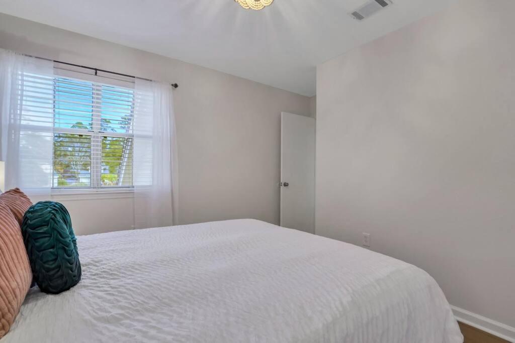 The Dream House: 3 Bed 3 Bath