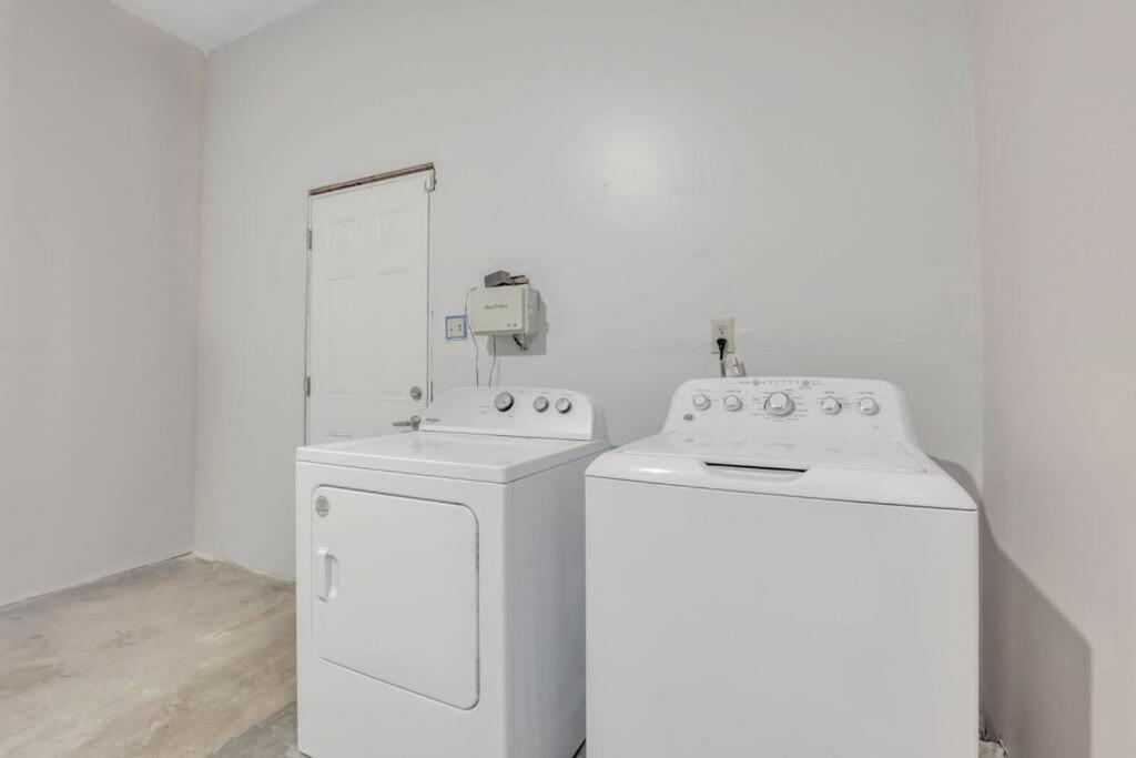 The Dream House: 3 Bed 3 Bath Apartment