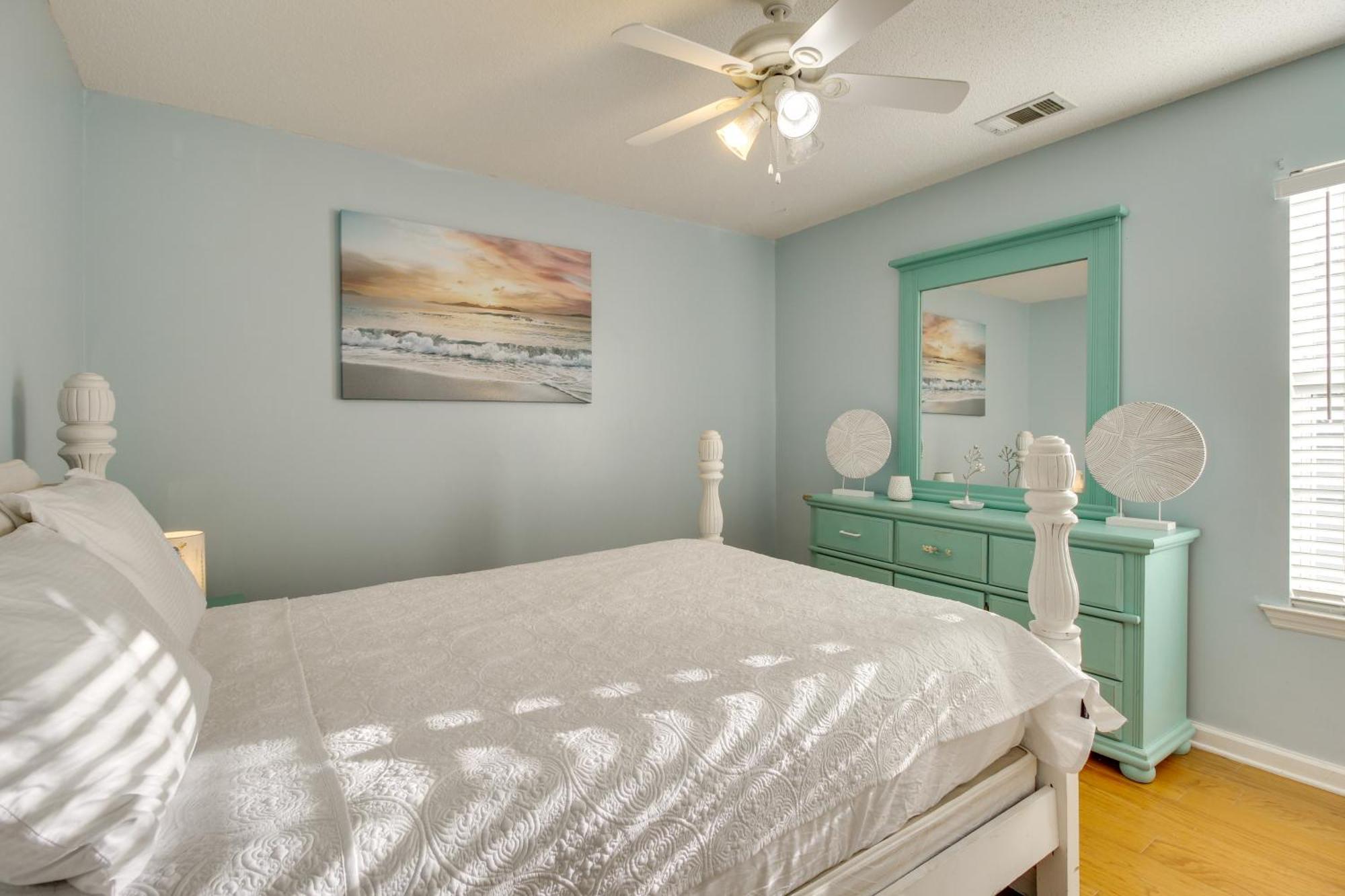 Pet-friendly Gem - 12 Mi To Tybee Island! Apartment Savannah