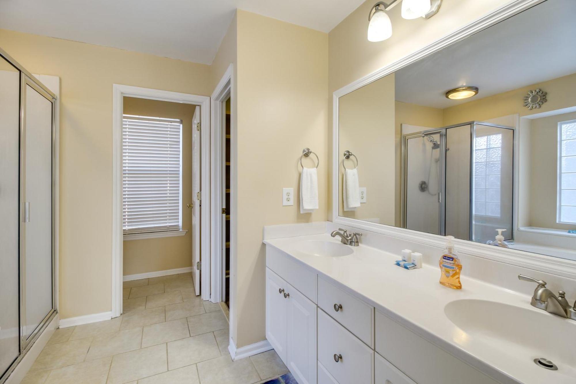 Pet-friendly Gem - 12 Mi To Tybee Island! Apartment Savannah