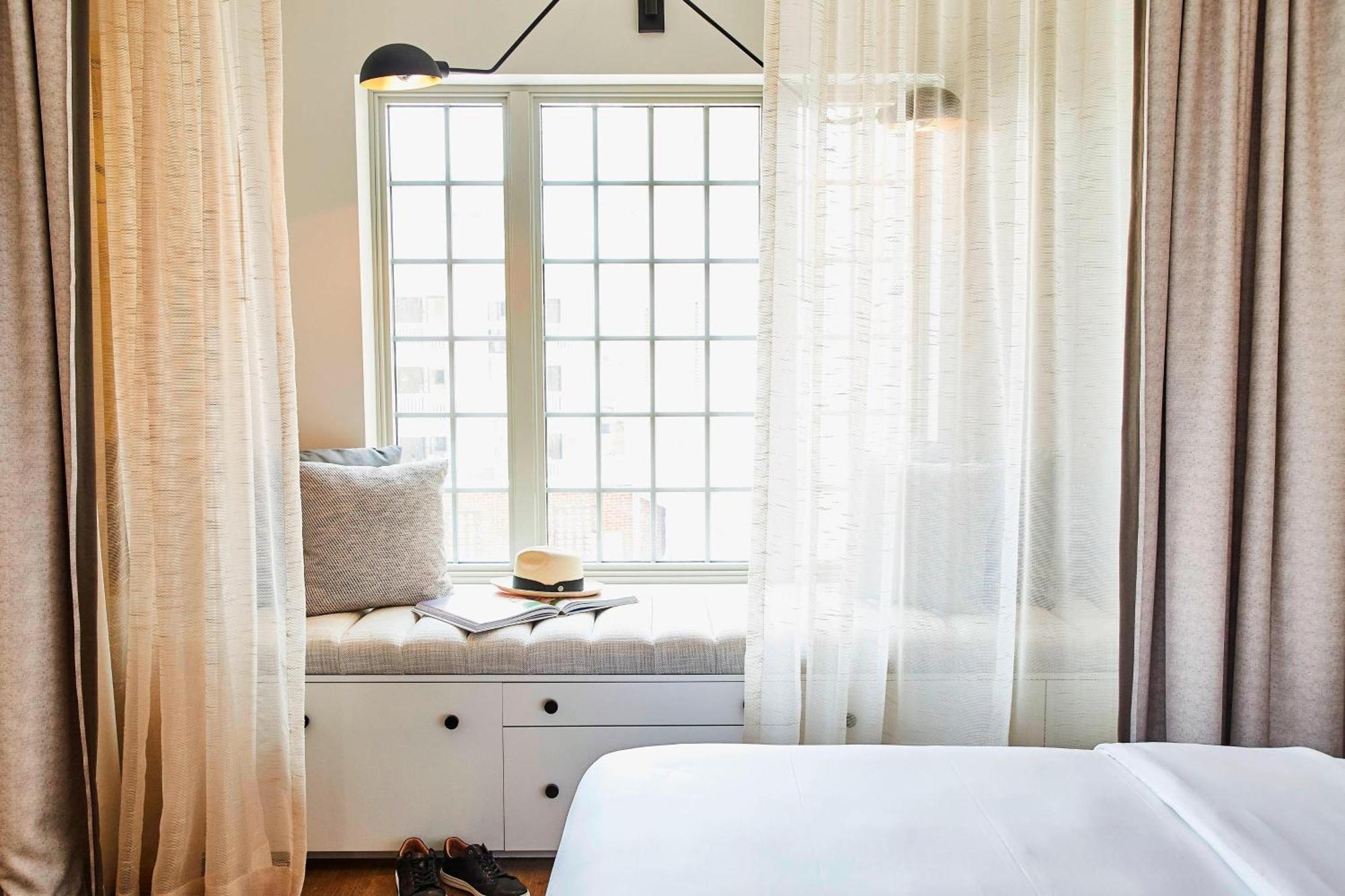 The Alida, Savannah, A Tribute Portfolio 5* Savannah