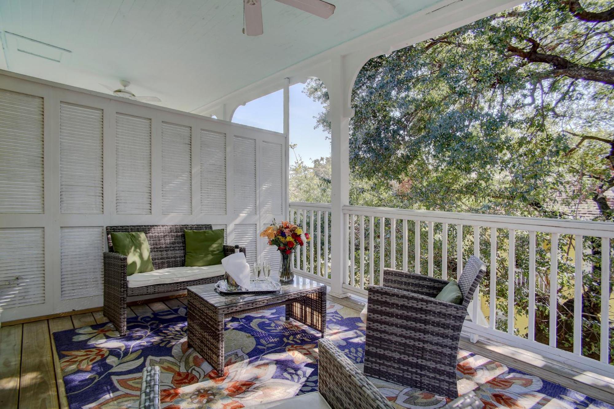 Azalea And Bed & Breakfast 5*