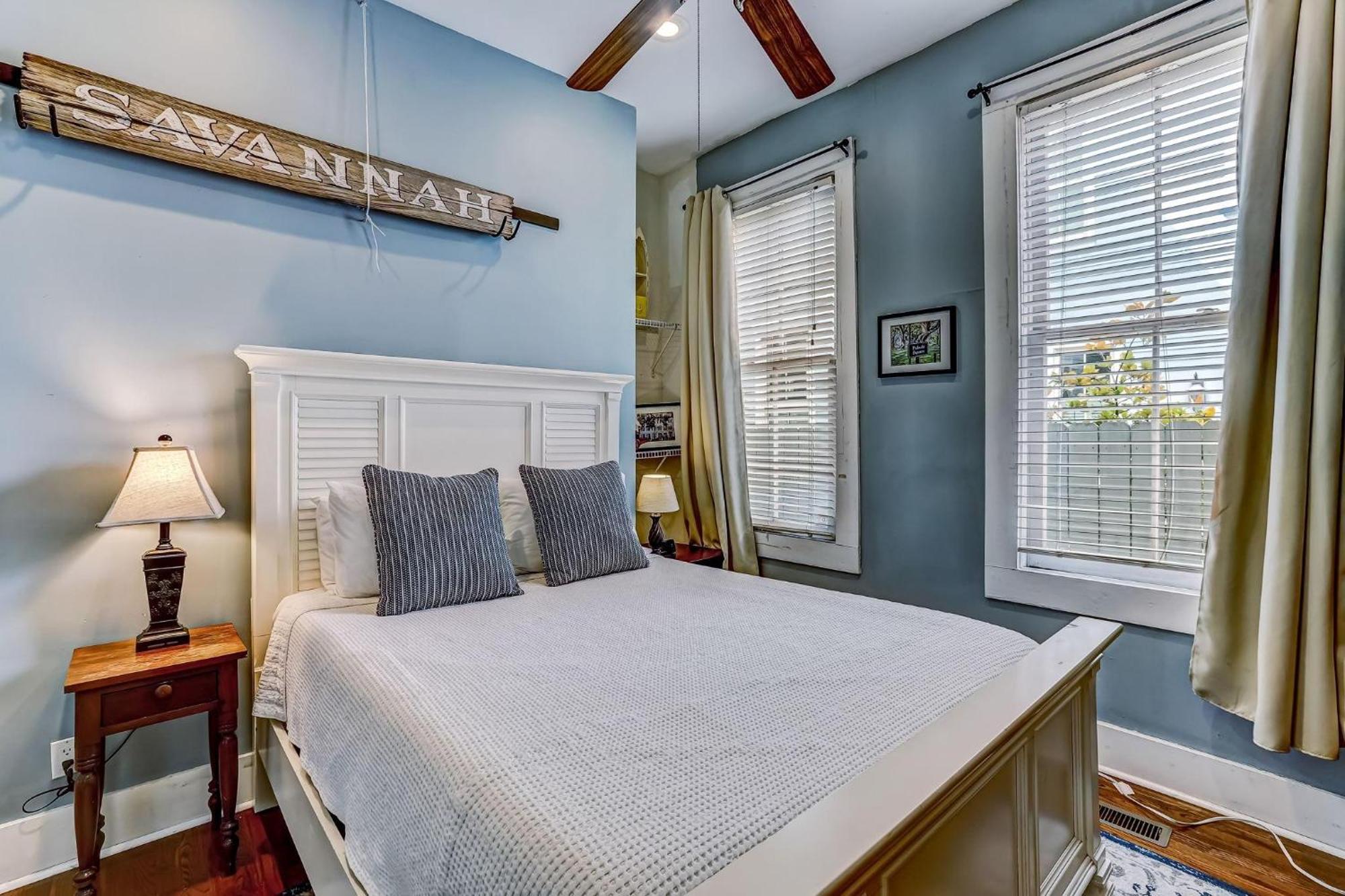 Holiday home Houston Street Retreat