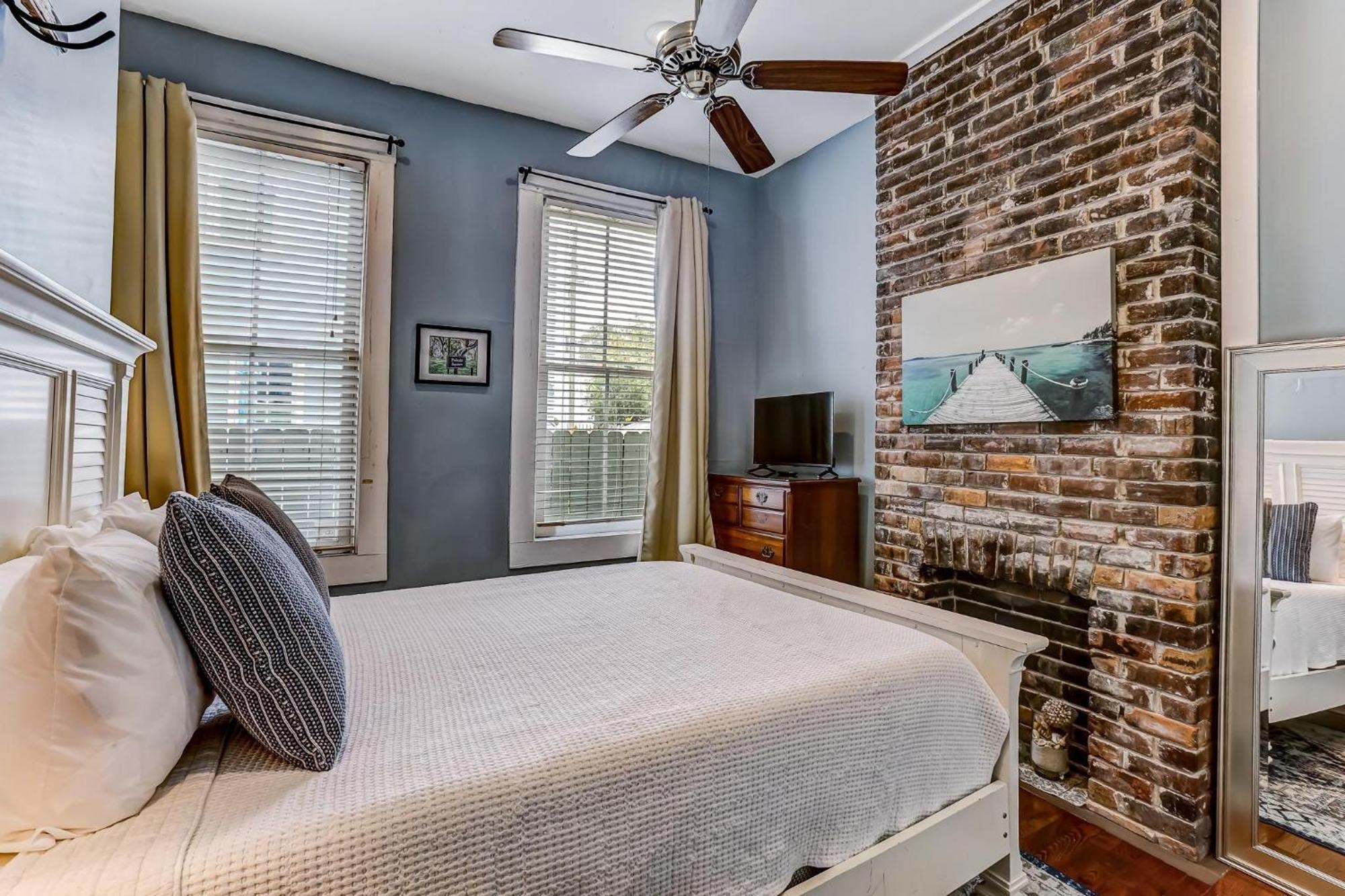 Holiday home Houston Street Retreat