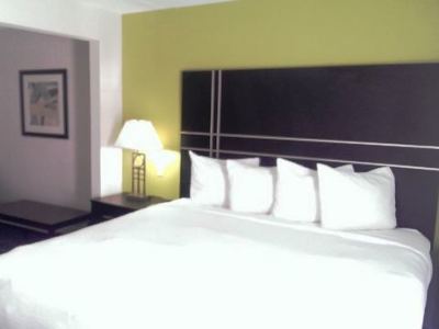 South - I-95 Gateway By Ihg Savannah