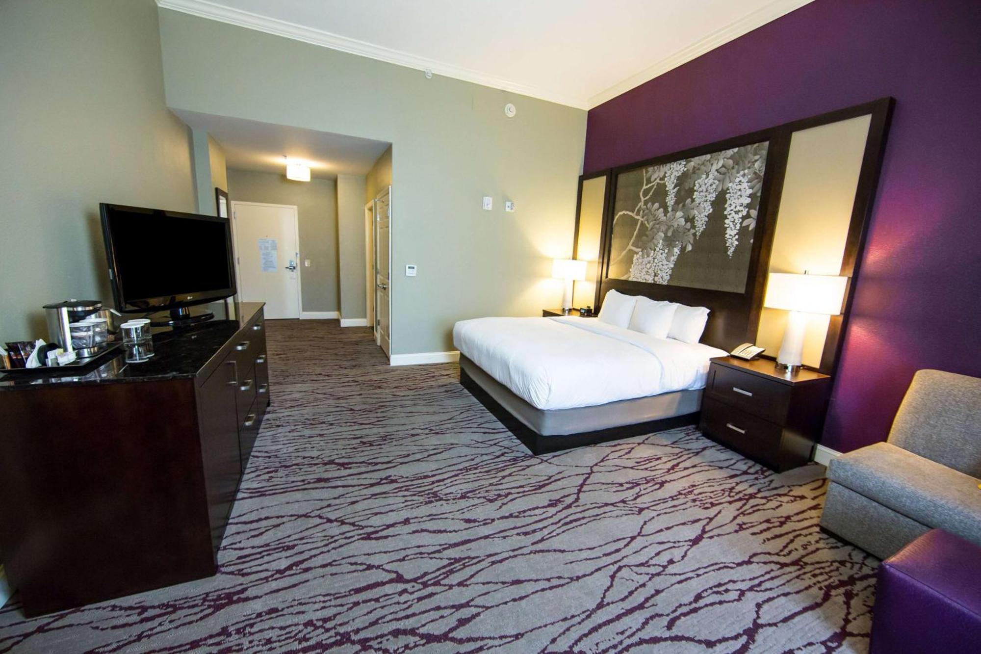 Hotel Doubletree By Hilton Historic 4*