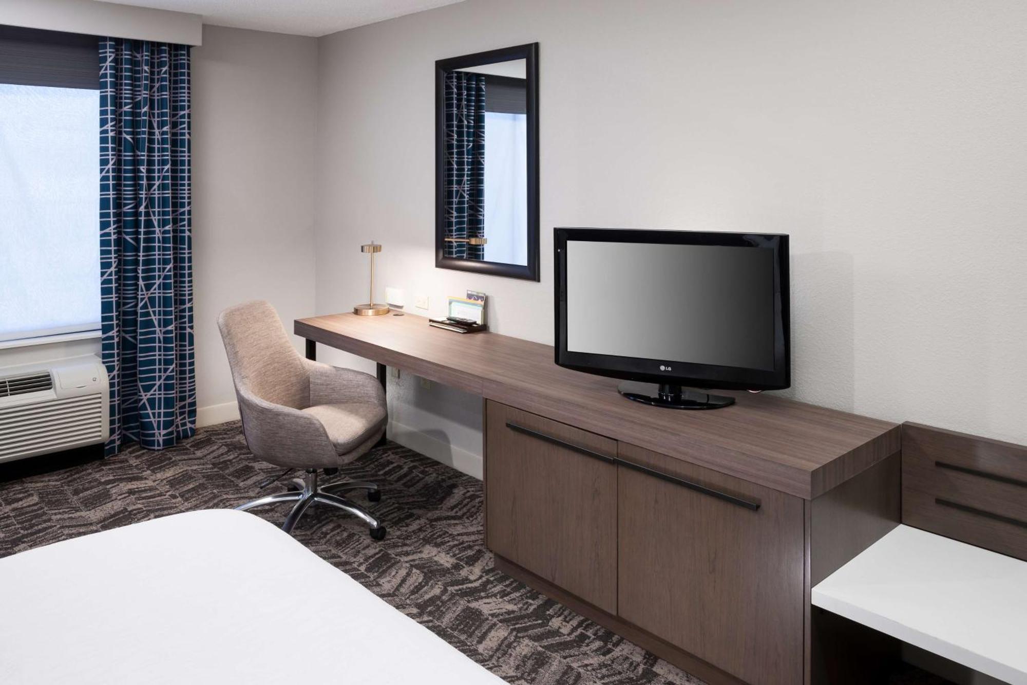 Hilton Garden Airport Savannah