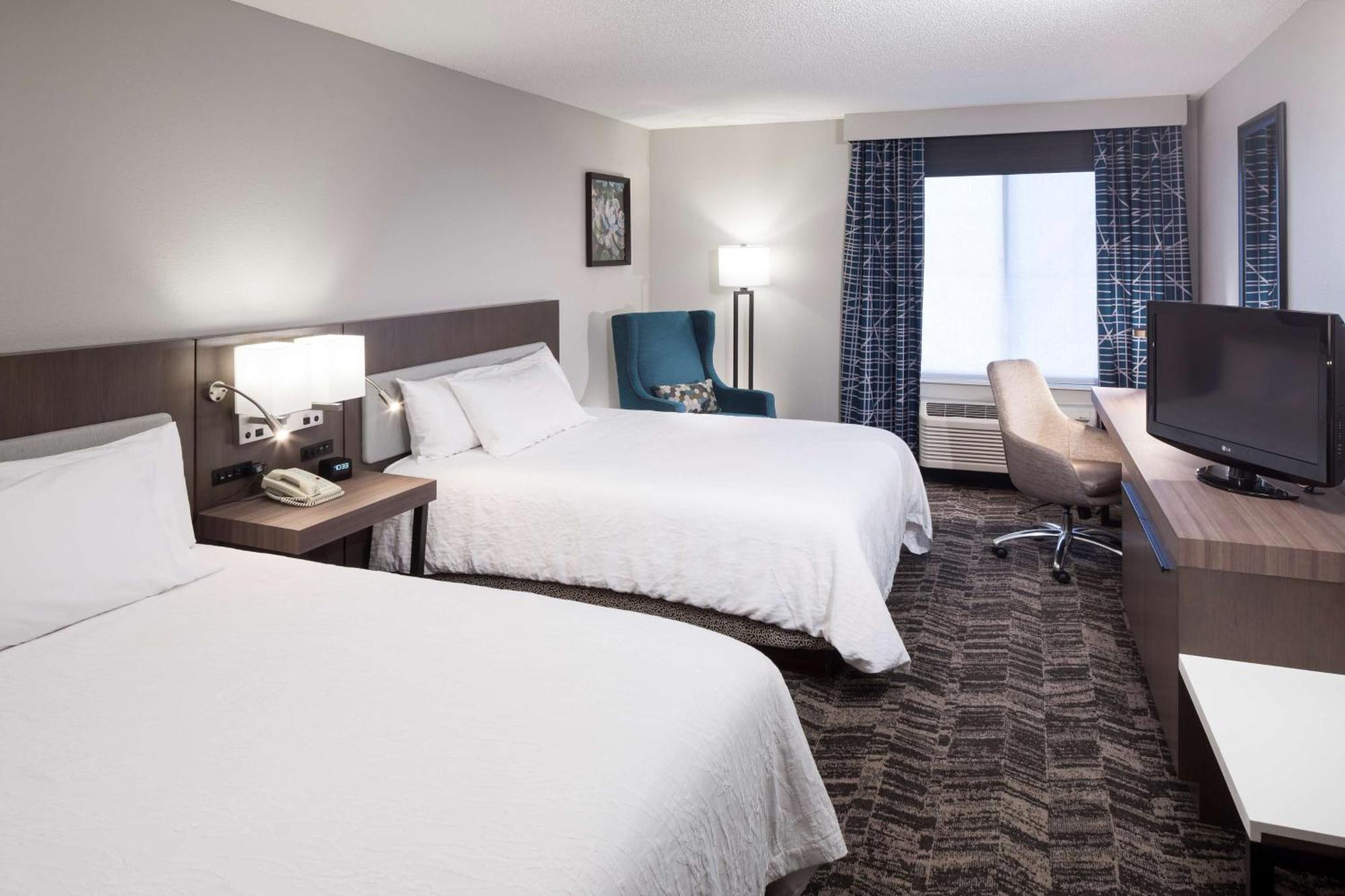 Hilton Garden Airport Hotel 3*