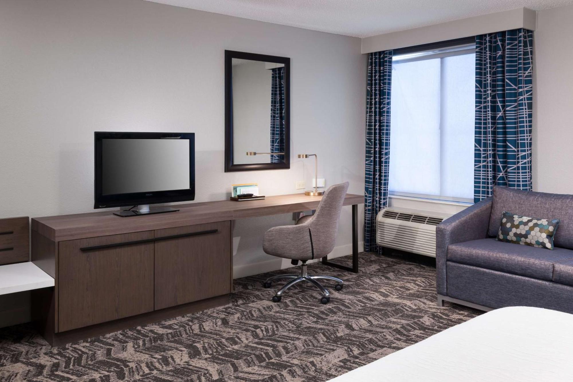 Hilton Garden Airport Hotel Savannah