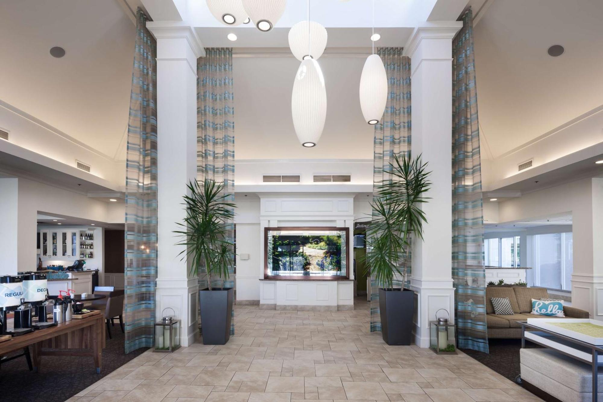 Hilton Garden Airport