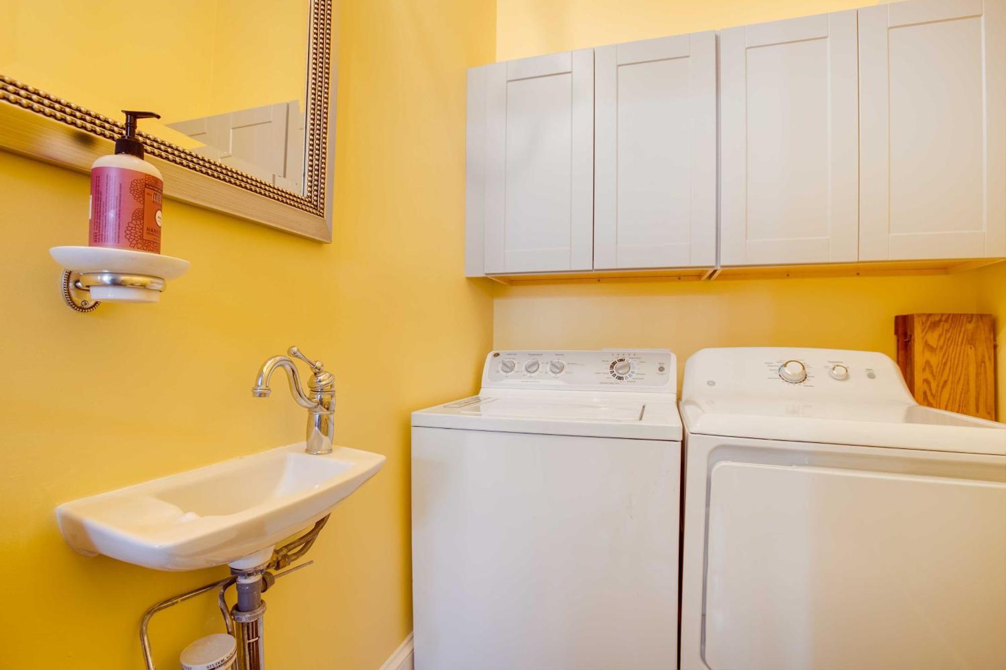 Historic Walkable Location! Holiday home Savannah