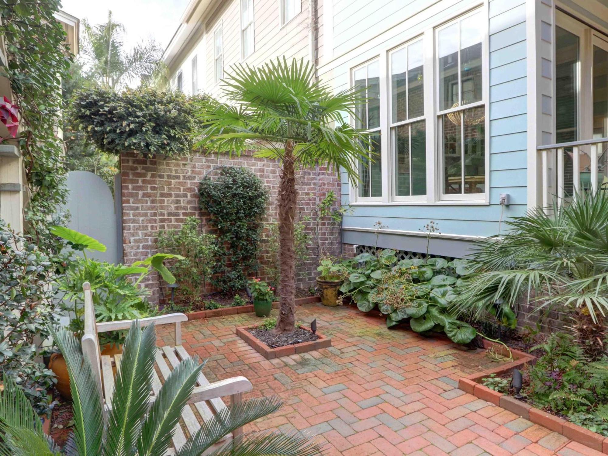 Crawford Carriage House * Savannah