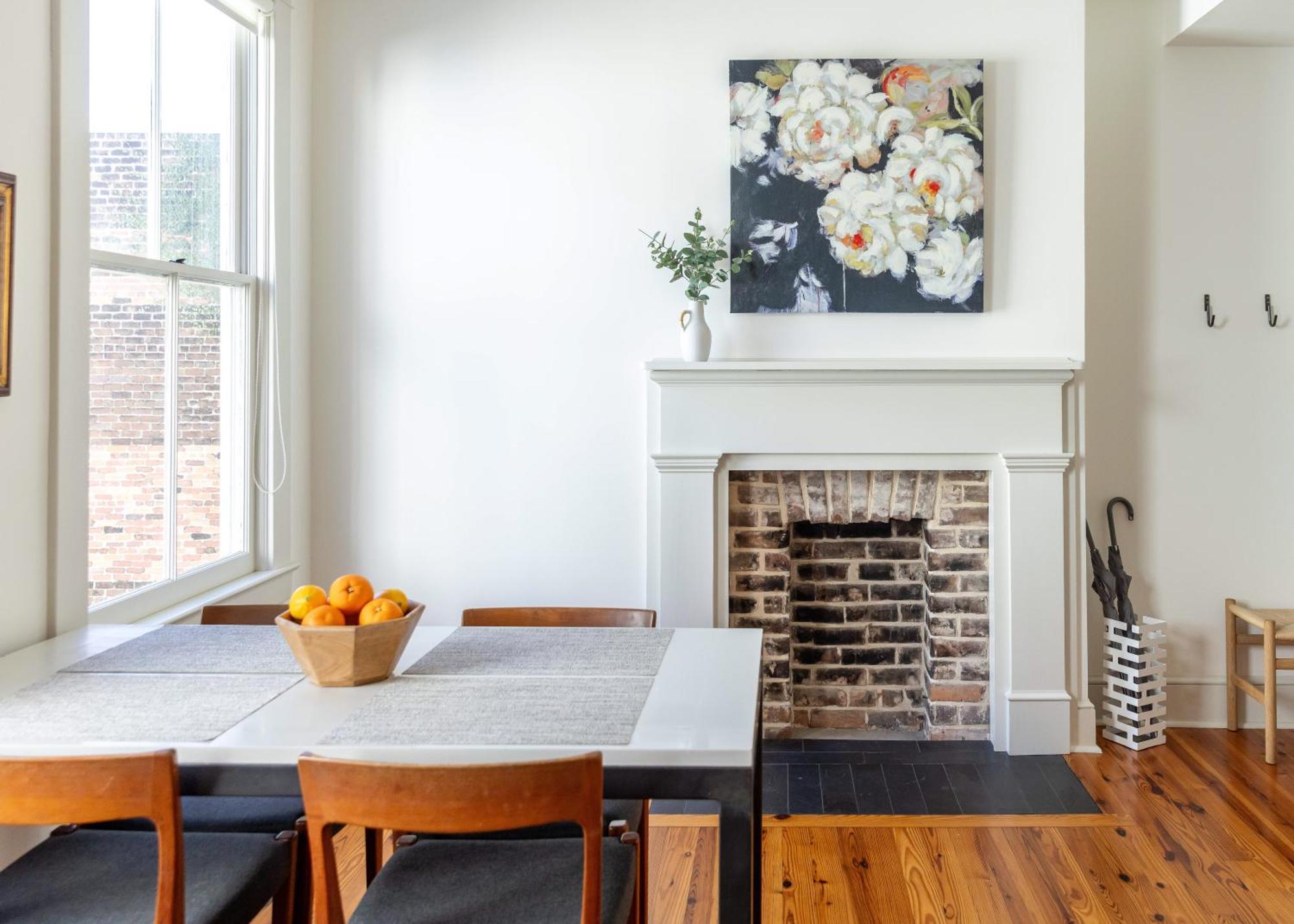 2 King Bedrooms-Luxury On Historic Crawford Square Savannah