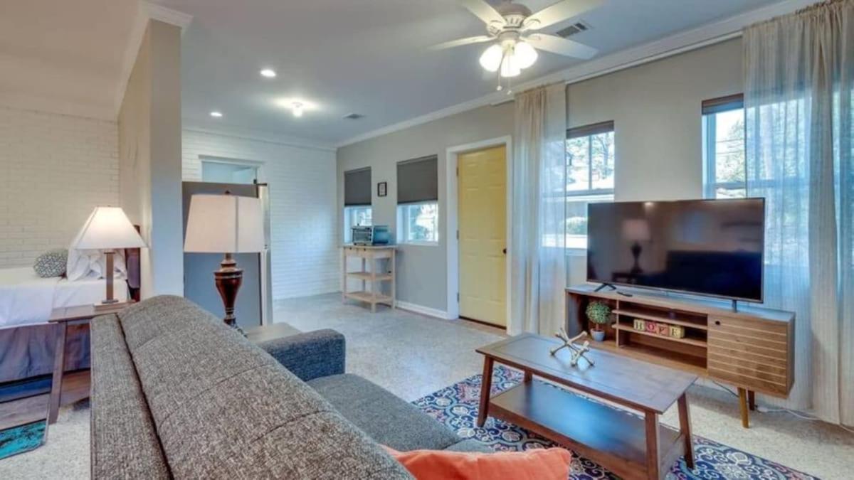 Holiday home With Gazebo-swanky Style Savannah