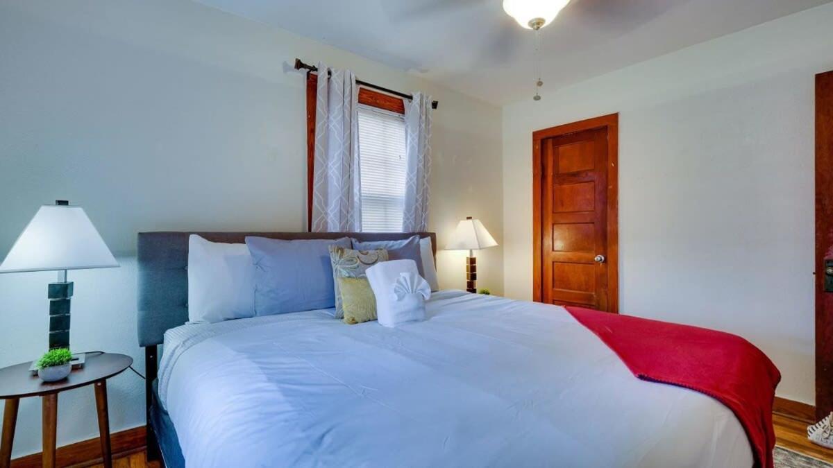 Retro Rainbow At Herb River-highlighter Hideaway #5 *