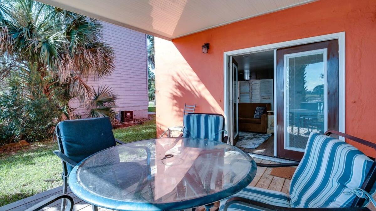 Retro Rainbow At Herb River- Orange Oasis #1 Apartment *