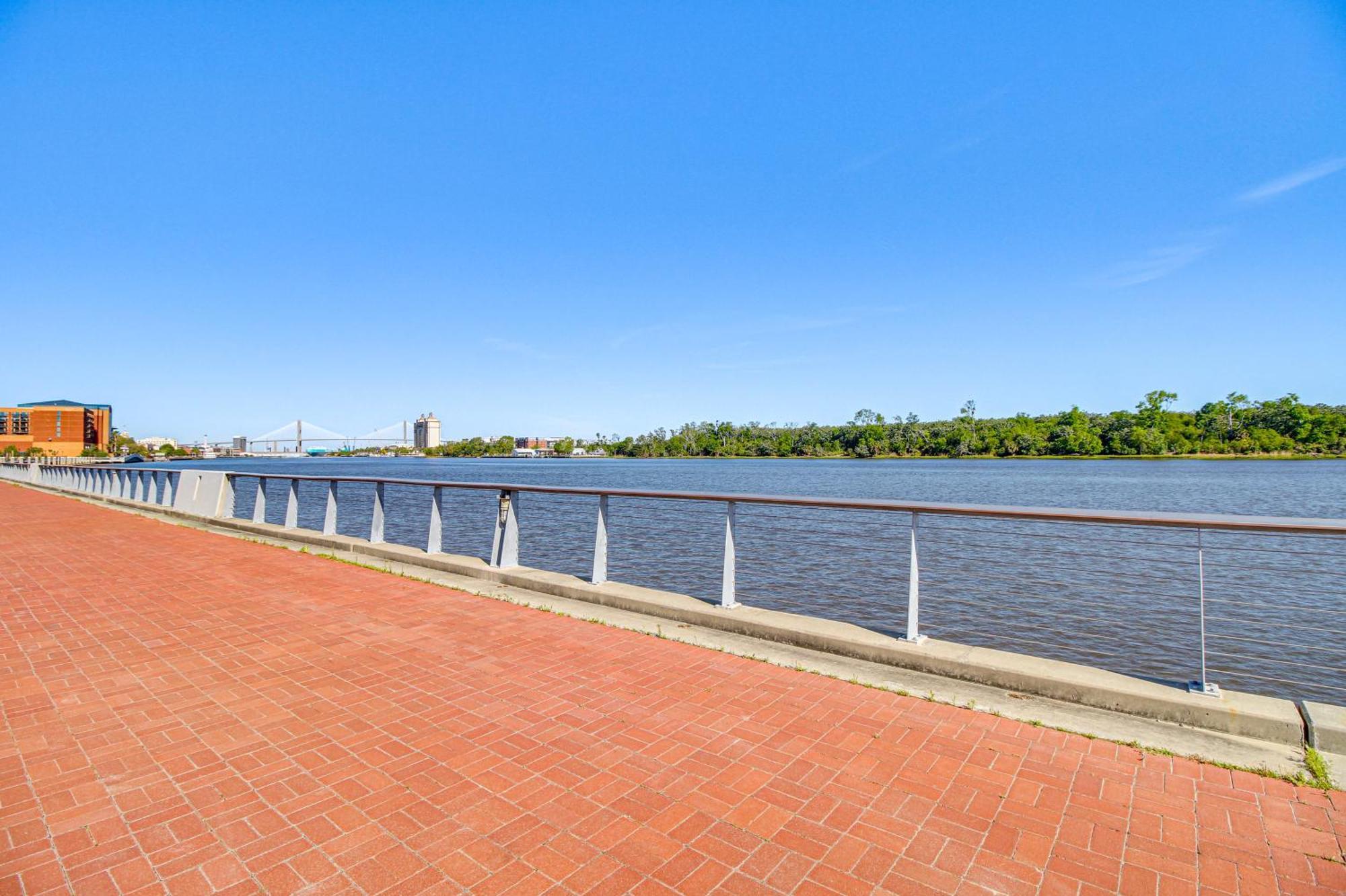 Lovely 1 Mi To Historic District! * Savannah