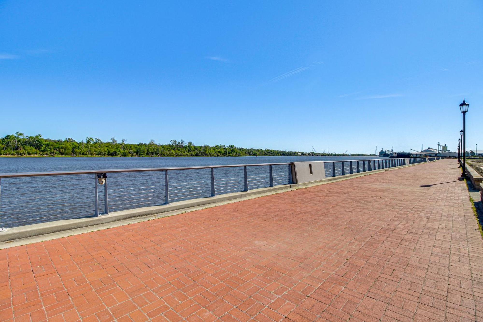 Idyllic With River Views! Savannah