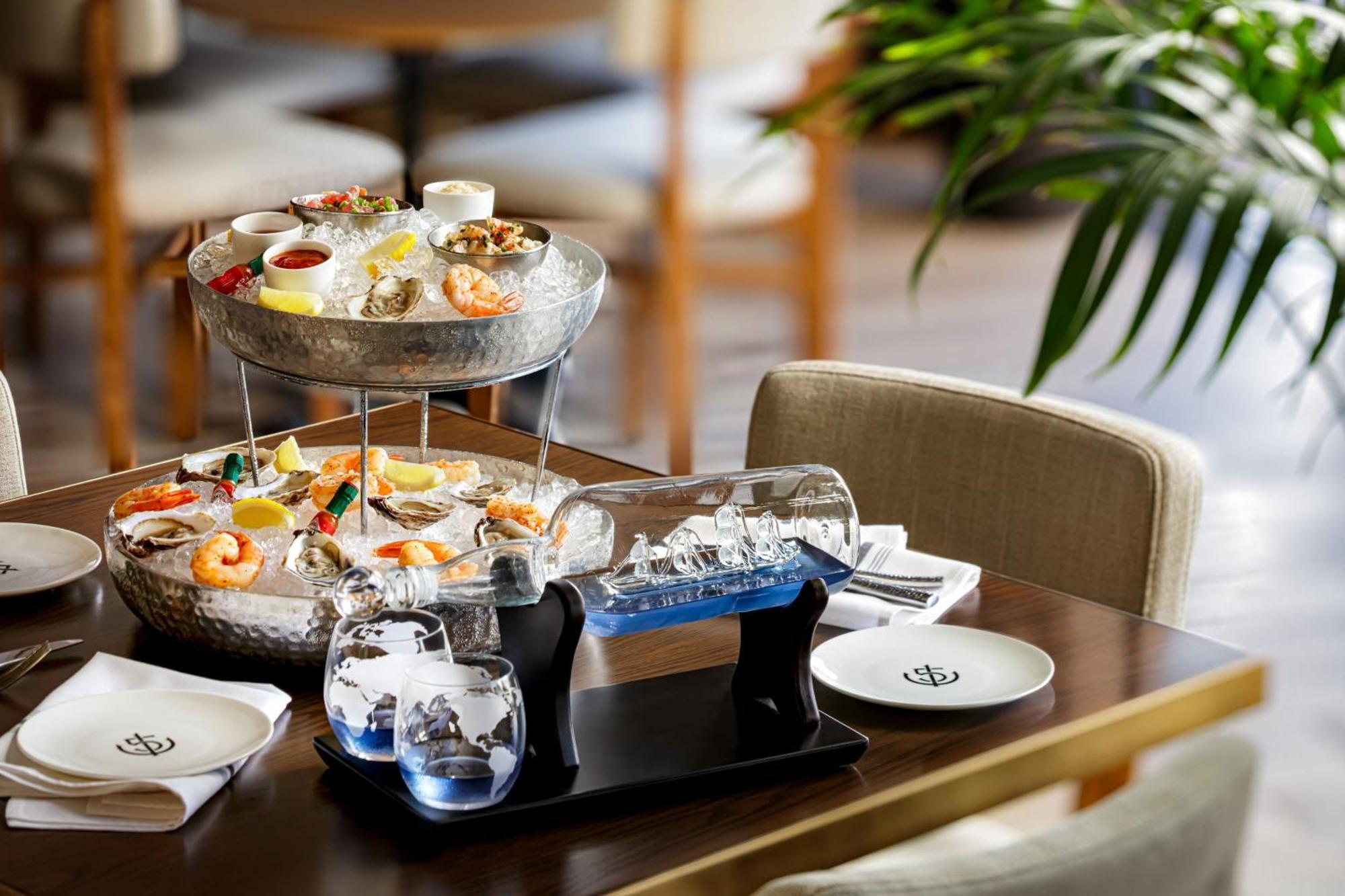 Hotel The Bohemian Riverfront, Autograph Collection