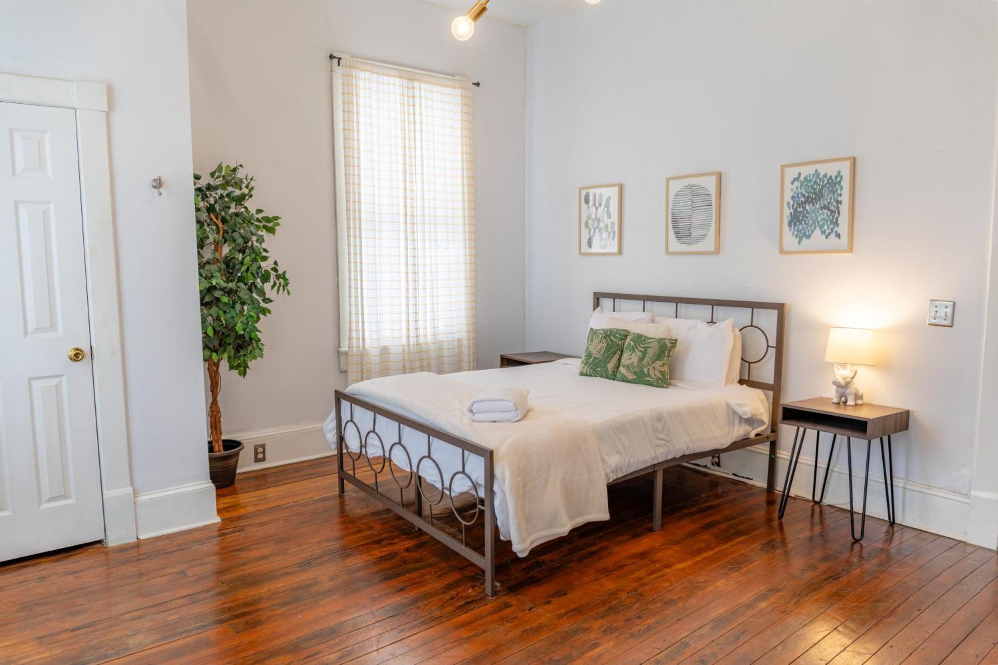 Apartment Charming In The Heart Of 2