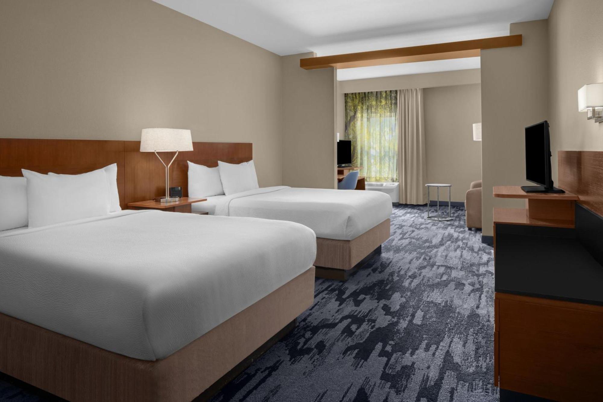 Fairfield & By Marriott Downtown Historic District Hotel 3*
